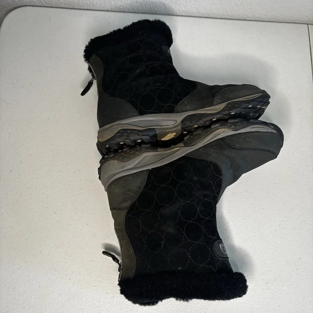 The North Face Snow Boots Womens Size 7 Black Suede Waterproof Primaloft Winter